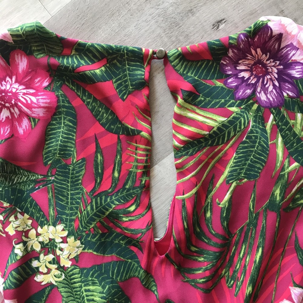 Everly Tropical Floral Deep V-Neck Keyhole back Lined Romper sz Large - Picture 5 of 9